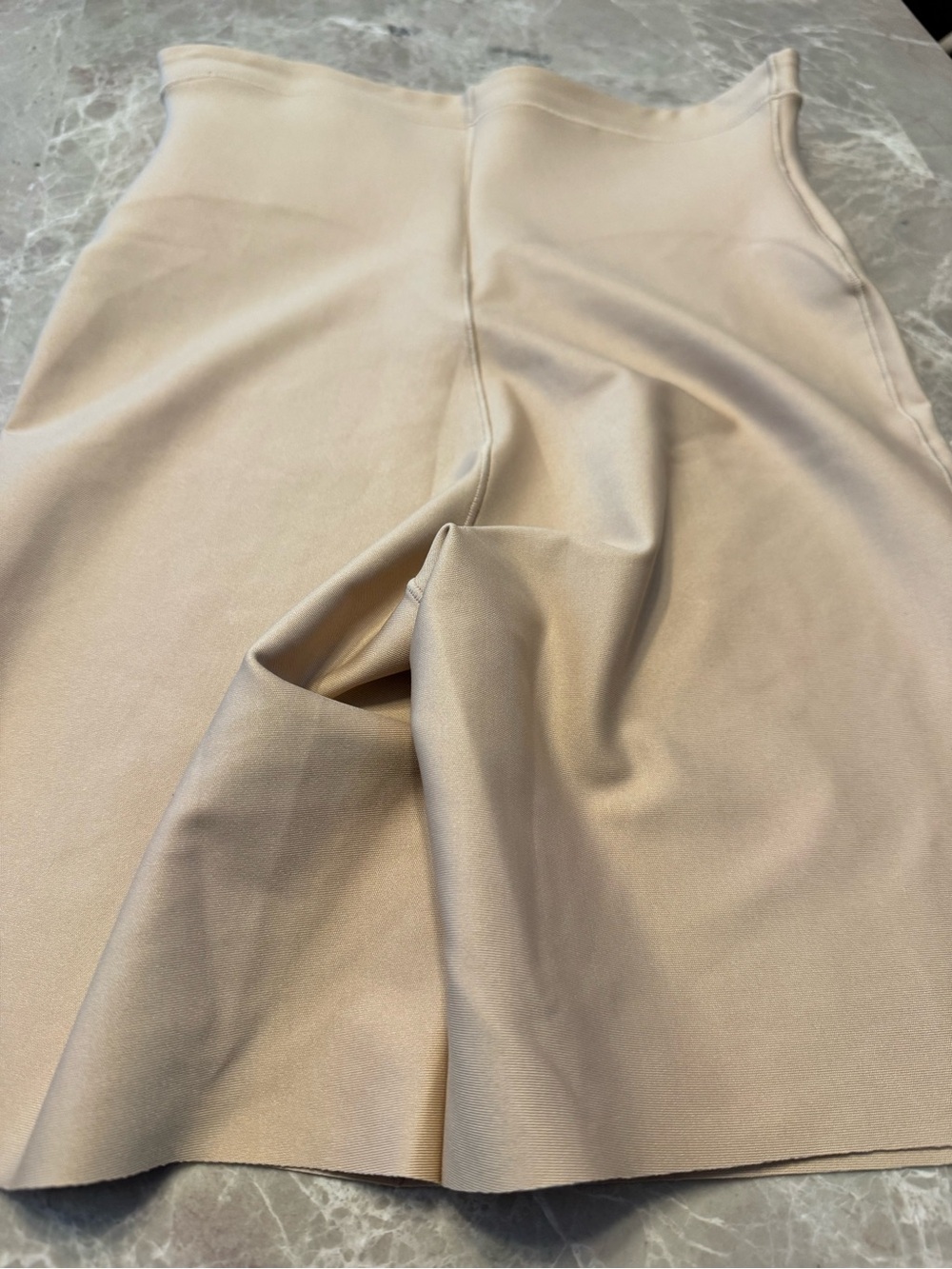 SKIMS BODY CORE SCULPT MID RISE SHORT - Picture 11 of 13